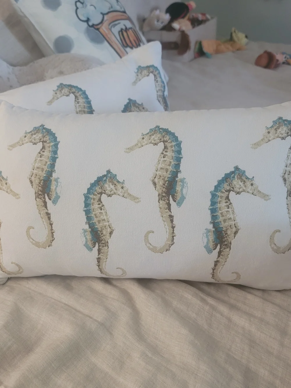 Coastal Seahorse Decorative Lumbar Pillow - White/Blue Set Of 2